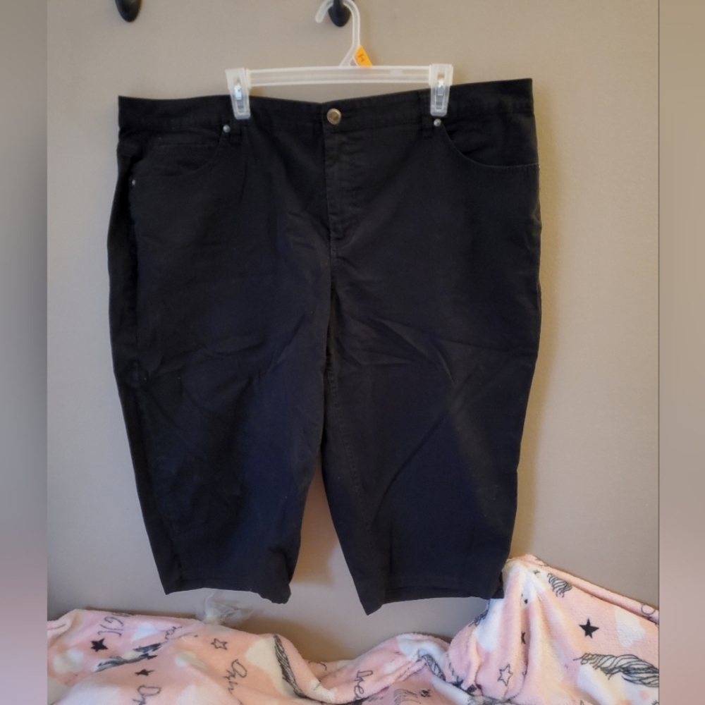 26W JMS Plus Size Stretch Classic Capri